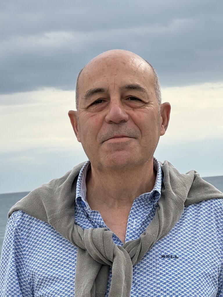 José María Picaza · Médico Geriatra
